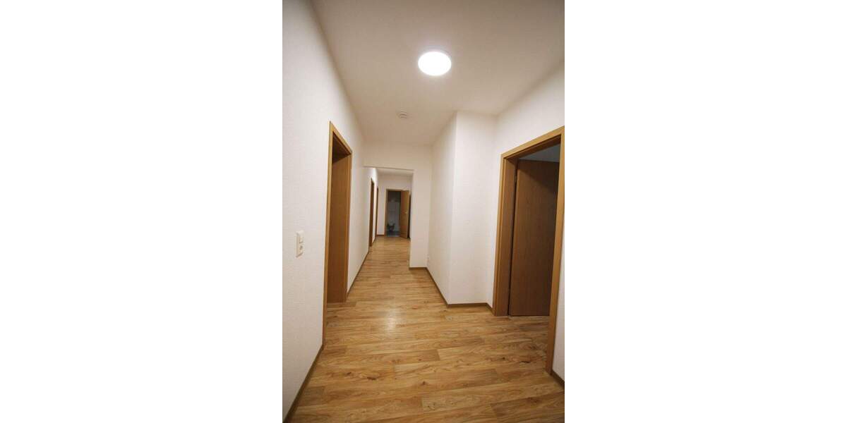 Zimmer Chemnitz Bernsdorf - 1 Zimmer, 24 m&sup2;, 153&euro; | Angebot:26273980