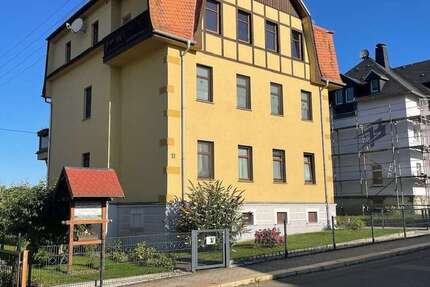 Wohnung zum Kaufen in Oberlungwitz 48.000 € 92 m² 4 zimmer