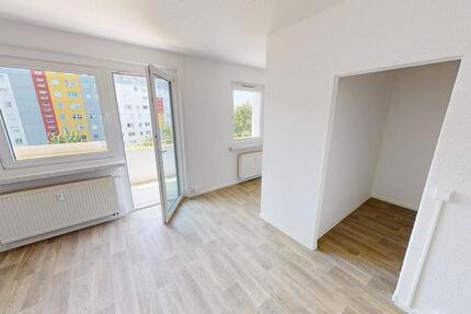 Wohnung Chemnitz Markersdorf - 1 Zimmer, 36 m&sup2;, 237&euro; | Angebot:25980947