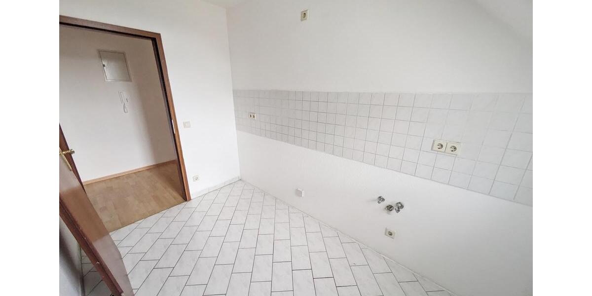 Dachgeschoßwohnung Chemnitz Hilbersdorf - 3 Zimmer, 74 m&sup2;, 350&euro; | Angebot:26321590