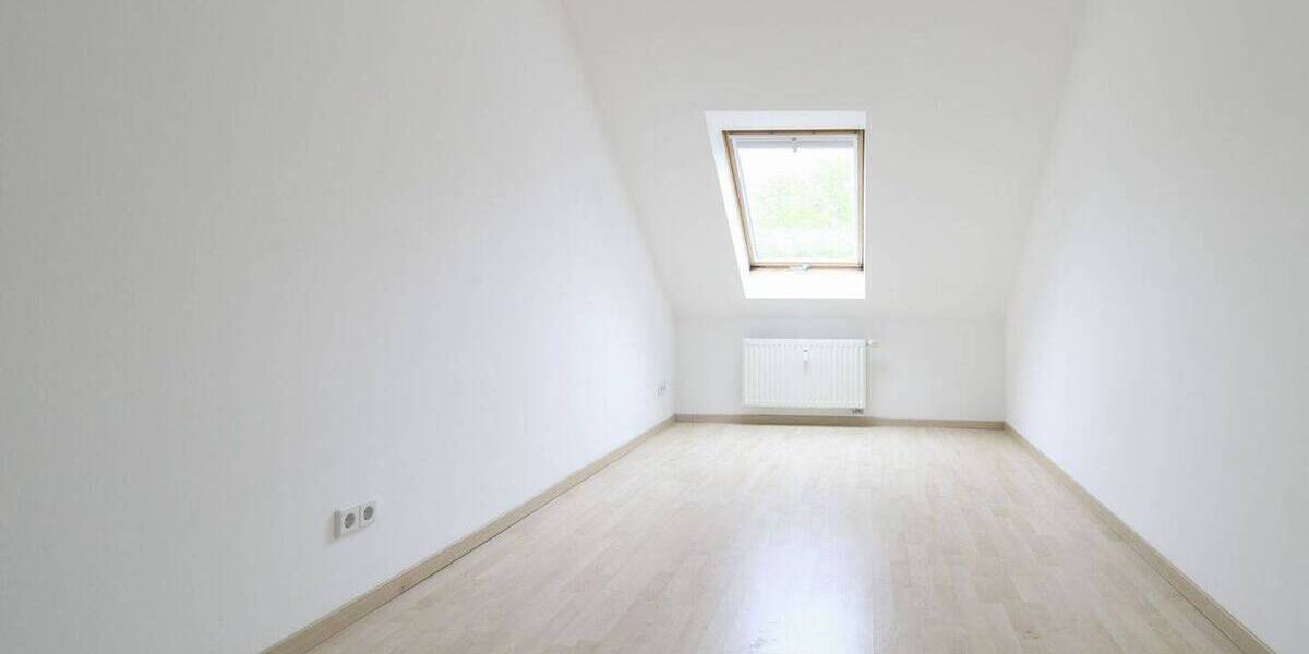 Etagenwohnung Chemnitz Kaßberg - 2 Zimmer, 66 m&sup2;, 89.900&euro; | Angebot:26893330