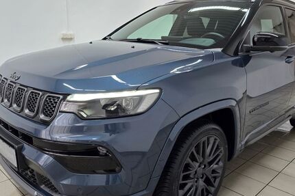 Jeep Compass 56.615 km 20.990 &euro; Chemnitz 09114