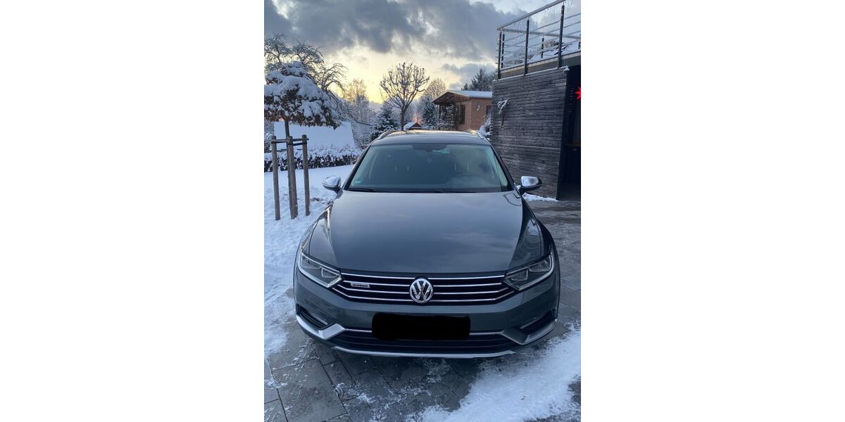 VW Passat Alltrack 157.000 km 19.700 &euro; Großrückerswalde 09518