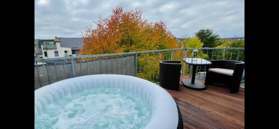 Möbliertes Lichtdurchflutetes Apartment 3 zimmer