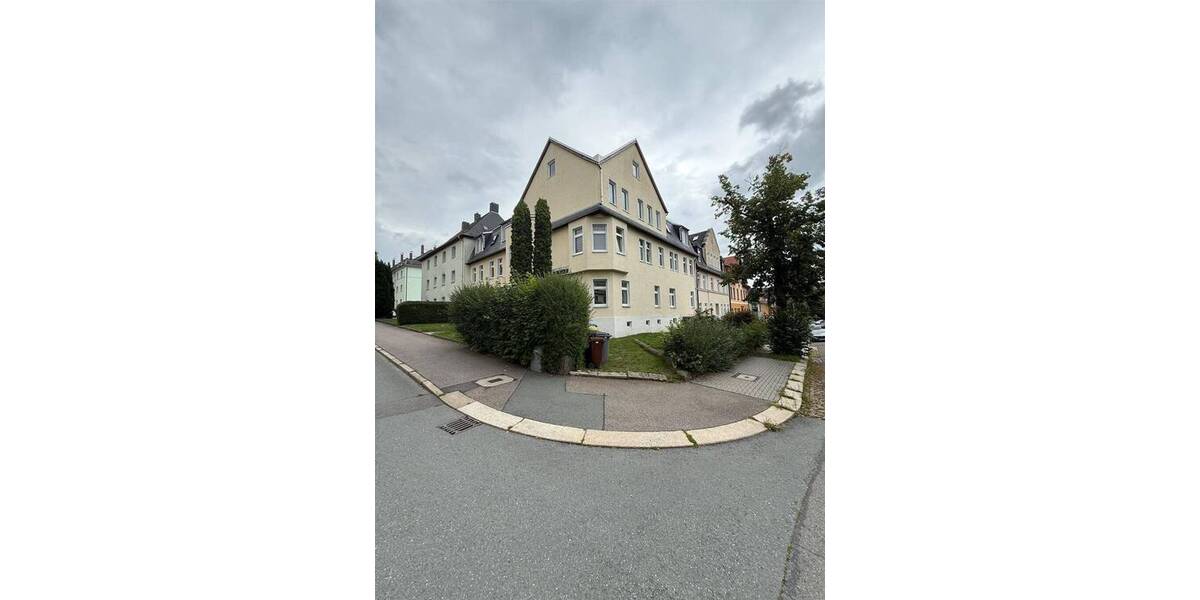 Großes MFH mit viel Potential in guter und ruhiger Lage! 1 zimmer