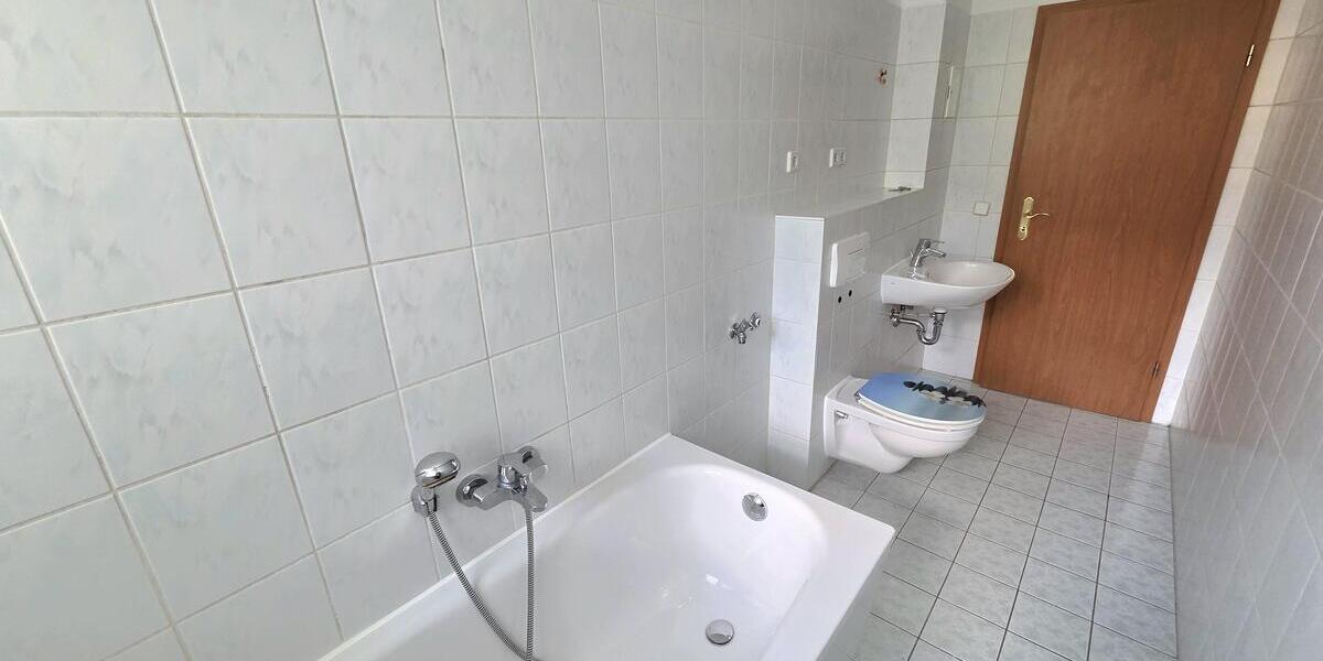 3-Zimmer-Wohnung mit Balkon Loggia! 3 zimmer