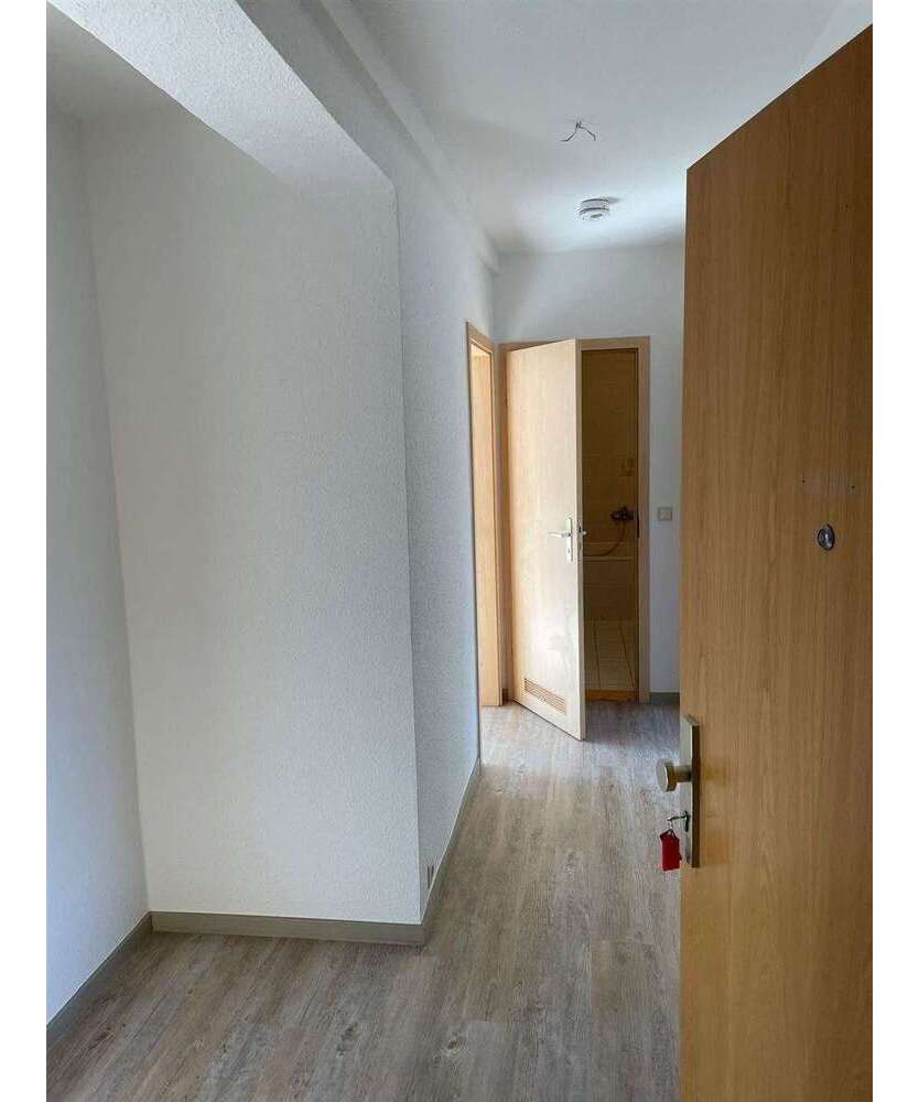 Wohnung zum Mieten in Claußnitz b Mittweida 320 € 64.13 m²