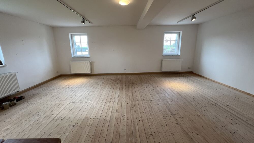 Willkommen in unseren liebevoll sanierten Büroräumen im Herzen von Altmittweida! - Gewerbeobjekt Altmittweida | Angebot:15238297