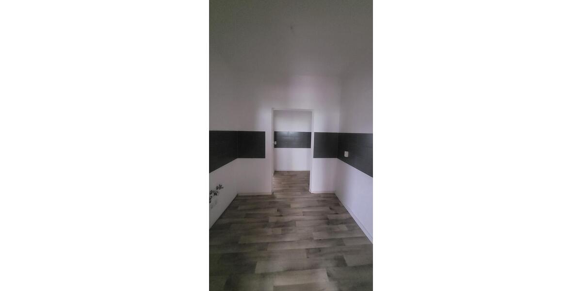 Etagenwohnung Marienberg - 3 Zimmer, 69 m&sup2;, 386&euro; | Angebot:26232042