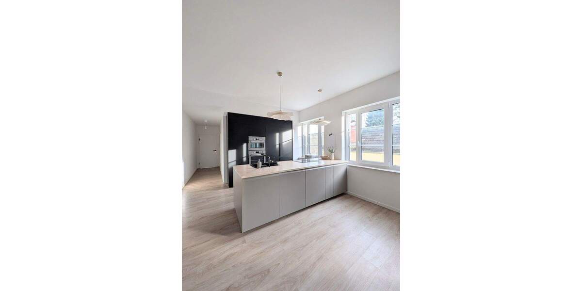 Exklusive Familienoase in naturnaher Lage - neuwertiges Wohnen auf höchstem Niveau 7 zimmer