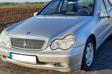 Mercedes-Benz C 180 174.000 km 2.990 &euro; Rossau 09661