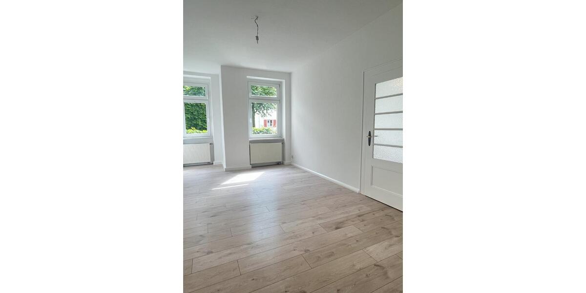 Erdgeschoßwohnung Chemnitz Kapellenberg - 3 Zimmer, 75 m&sup2;, 440&euro; | Angebot:24369752