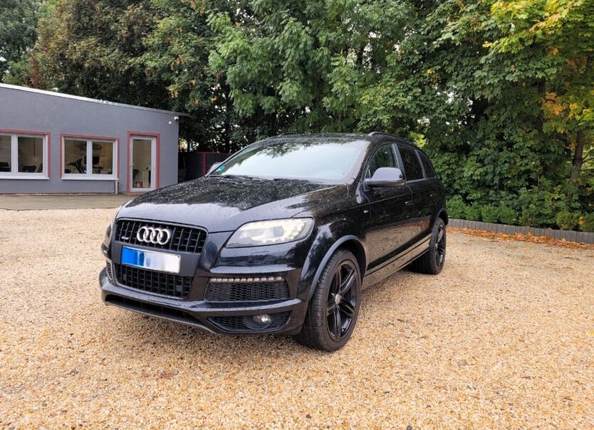 Audi Q7 279.529 km 11.980 € Zwickau 08056