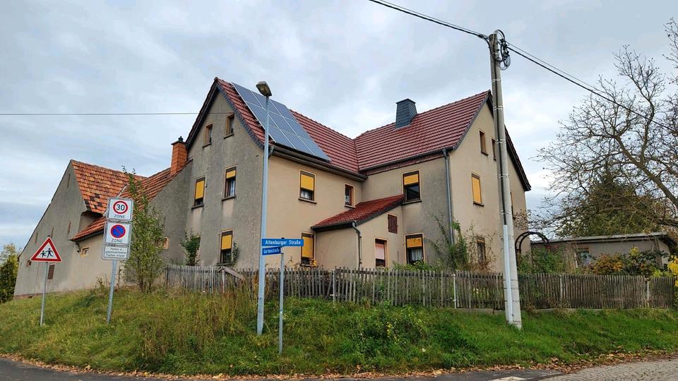 Mehrfamilienhaus, Wohnhaus Langenleuba-Niederhain Niederhain - 7 Zimmer, 160 m&sup2;, 115.000&euro; | Angebot:27071069