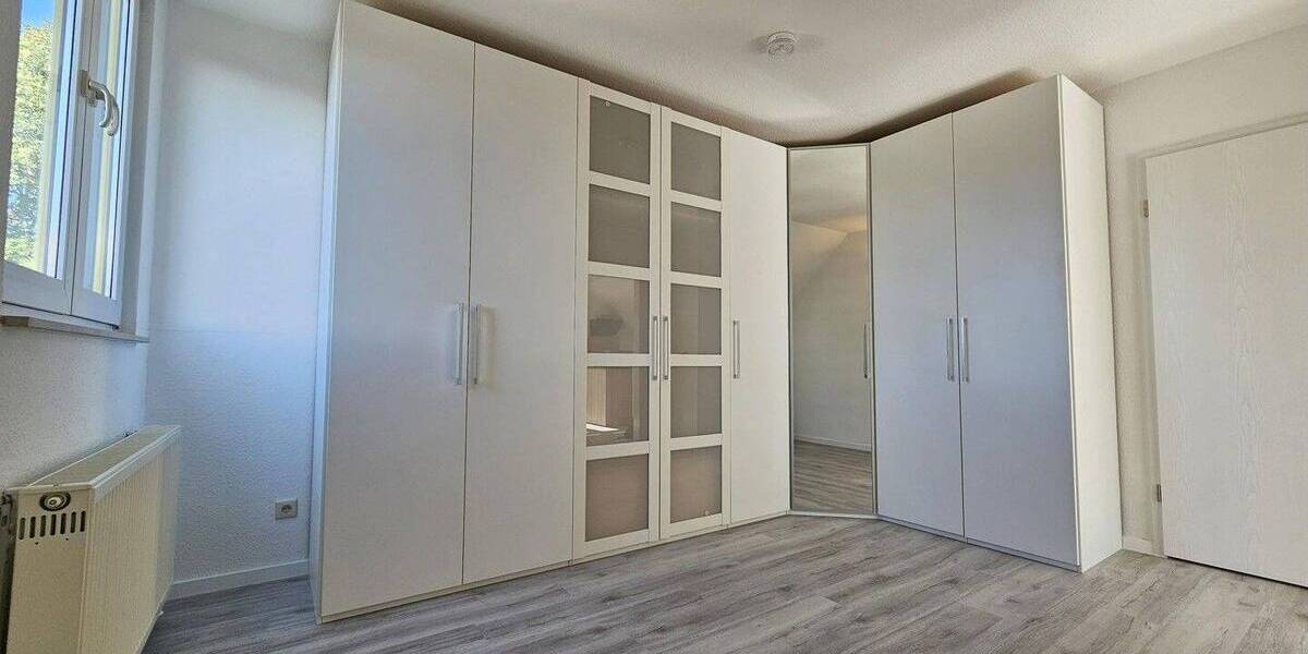 Teilmöblierte, hochwertig sanierte Wohnung in gepflegter Umgebung 2 zimmer