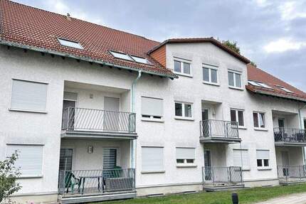 Frisch renoviert! 2-Raumwhg. mit Balkon, TG-Stpl. (duplex, saniert), Neubau 1997! Leerstand! 2 zimmer