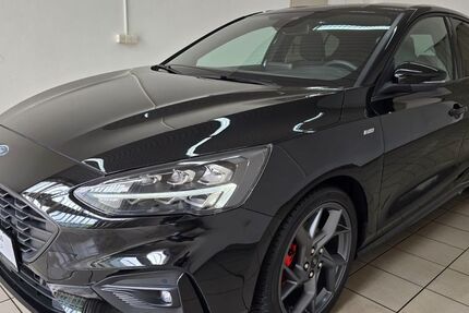 Ford Focus 62.756 km 16.990 &euro; Chemnitz 09114