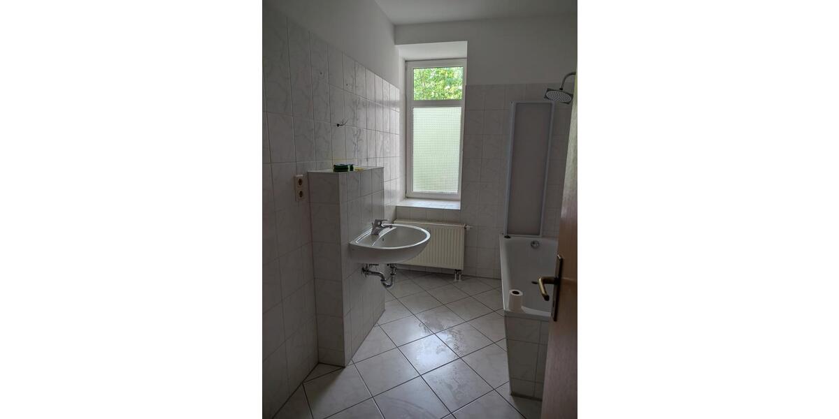 Erdgeschoßwohnung Chemnitz Altendorf - 2 Zimmer, 60 m&sup2;, 300&euro; | Angebot:26609210