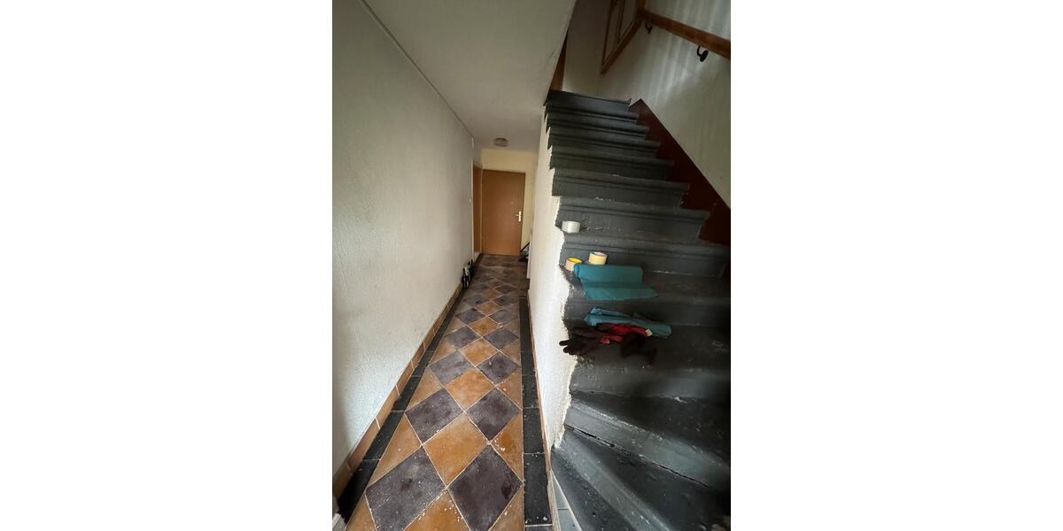 Einfamilienhaus Hohenstein-Ernstthal Ernstthal - 10 Zimmer, 140 m&sup2;, 66.000&euro; | Angebot:21974079