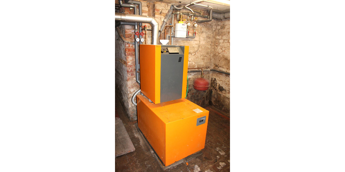 Mehrfamilienhaus für Kapitalanleger in grüner Lage von Mittweida 16 zimmer