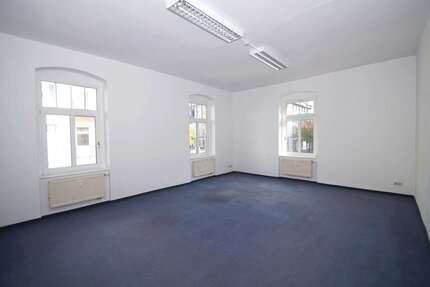 Umbau nach Ihren Wünschen! Helle Büro- Praxisfläche in zentraler Lage! 5 zimmer
