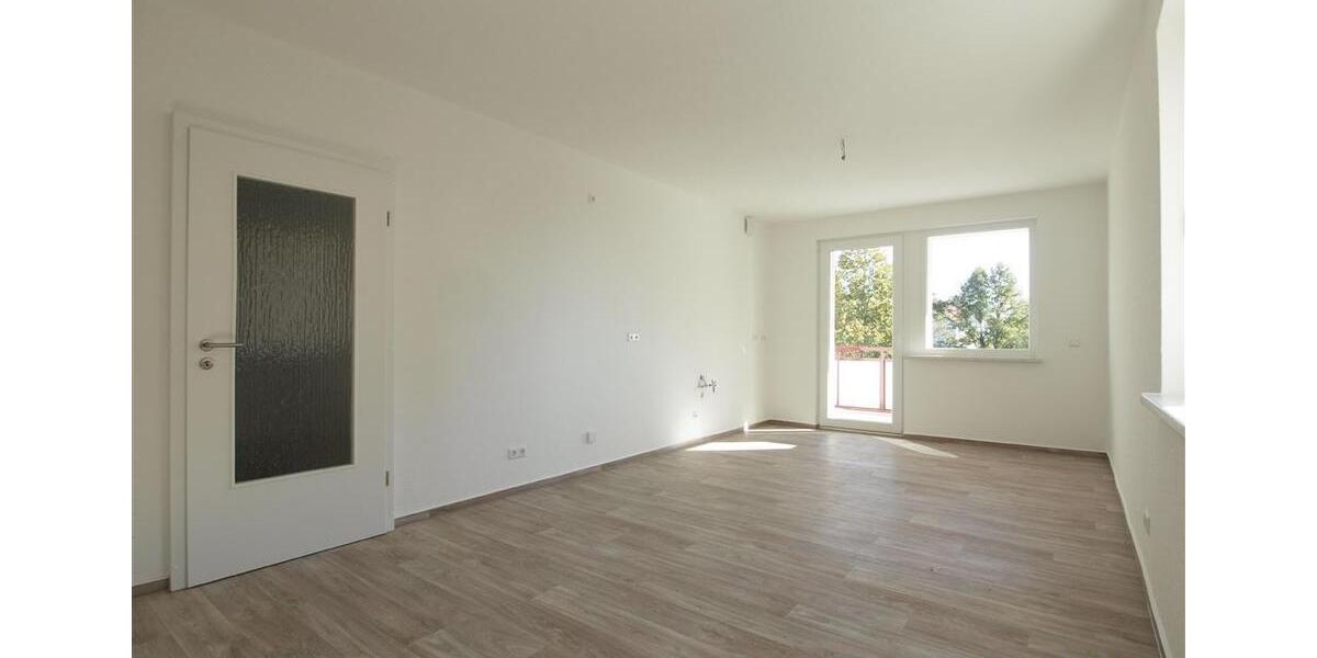 Etagenwohnung Frankenberg (Sachsen) - 5 Zimmer, 107 m&sup2;, 729&euro; | Angebot:22174898