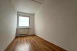 Dachgeschoßwohnung Chemnitz Helbersdorf - 3 Zimmer, 55 m&sup2;, 280&euro; | Angebot:26545945