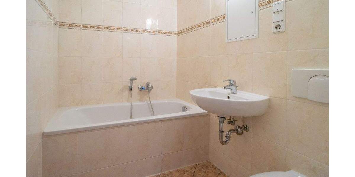 Etagenwohnung Chemnitz Sonnenberg - 2 Zimmer, 60 m&sup2;, 301&euro; | Angebot:25709135