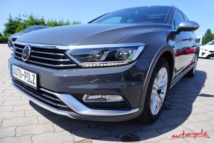 VW Passat Variant 64.117 km 27.990 &euro; Thermalbad Wiesenbad OT Schönfeld 09488
