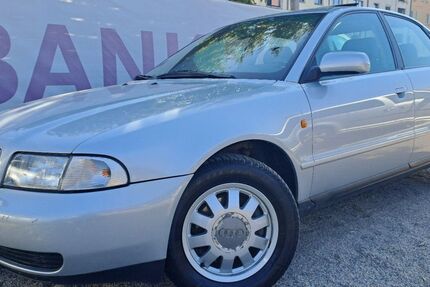 Audi A4 146.607 km 3.500 &euro; Limbach-Oberfrohna 09212
