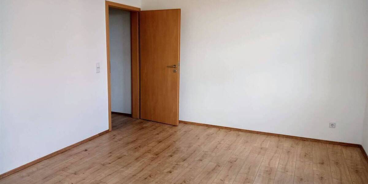 Etagenwohnung Chemnitz Gablenz - 2 Zimmer, 45 m&sup2;, 55.000&euro; | Angebot:26487078