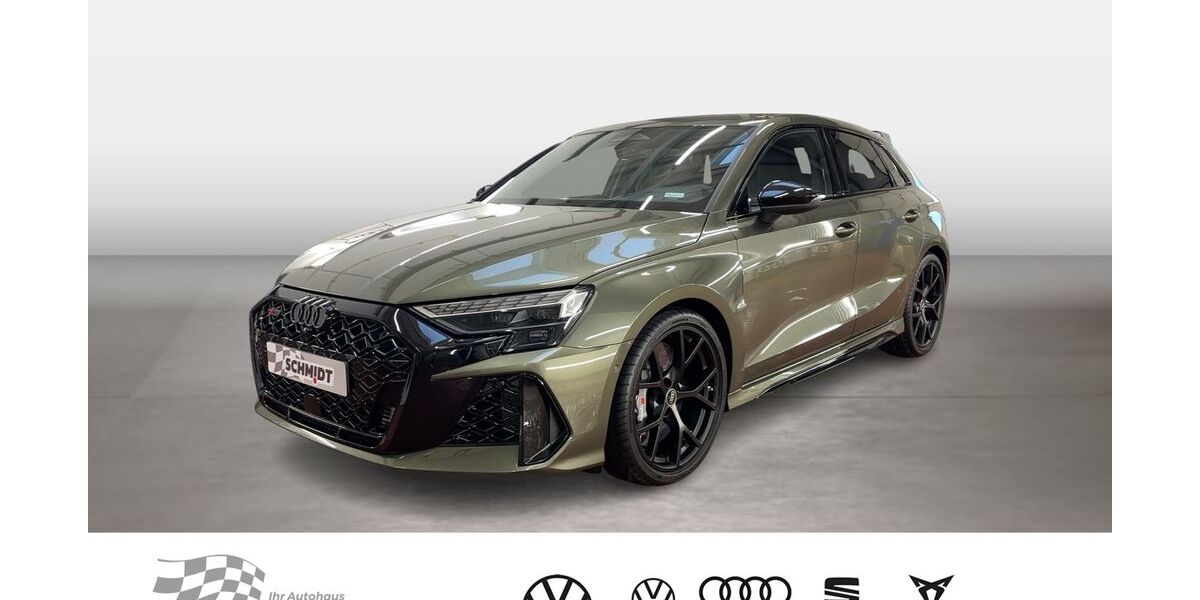 Audi RS3 2.023 km 74.190 &euro; Bernsdorf 09337