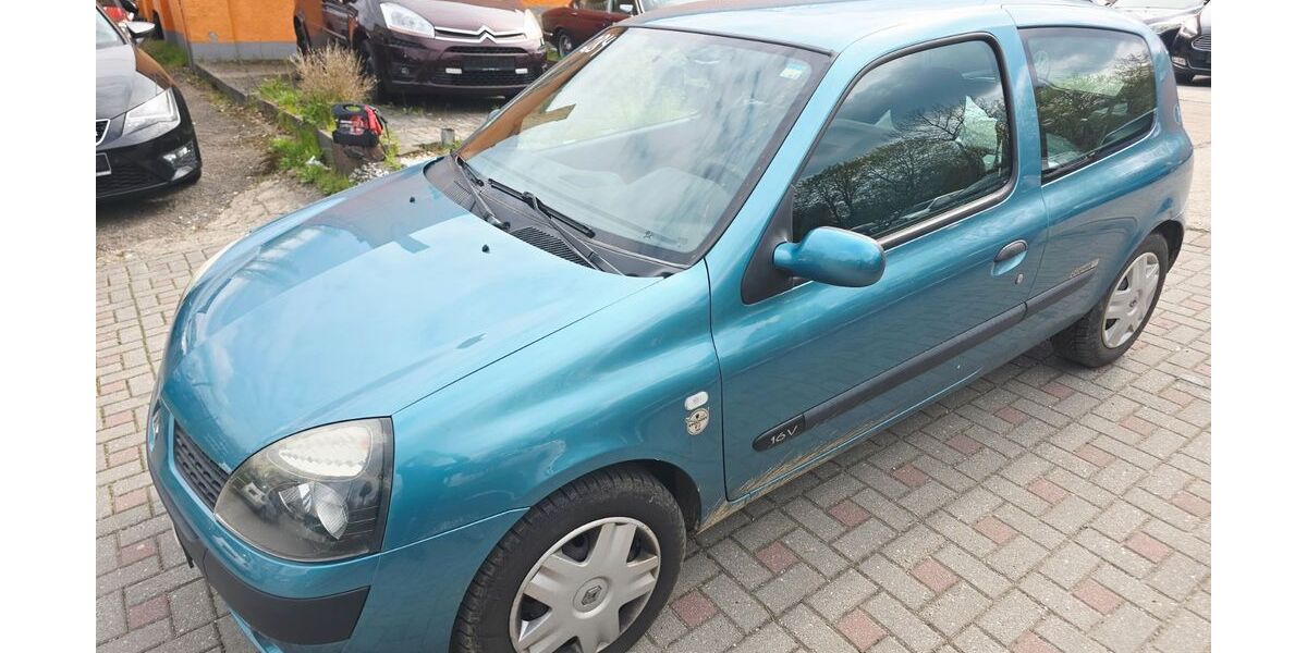 Renault Clio 105.000 km 1.790 &euro; Chemnitz 09114