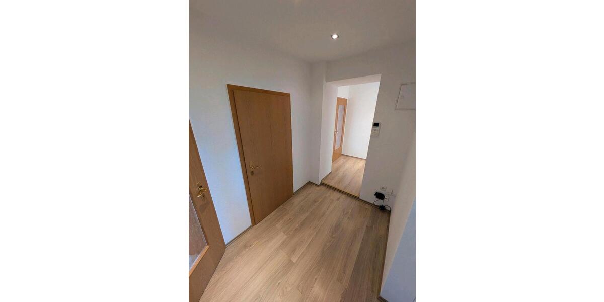 Erdgeschoßwohnung Chemnitz Altchemnitz - 3.5 Zimmer, 94 m&sup2;, 720&euro; | Angebot:26235570