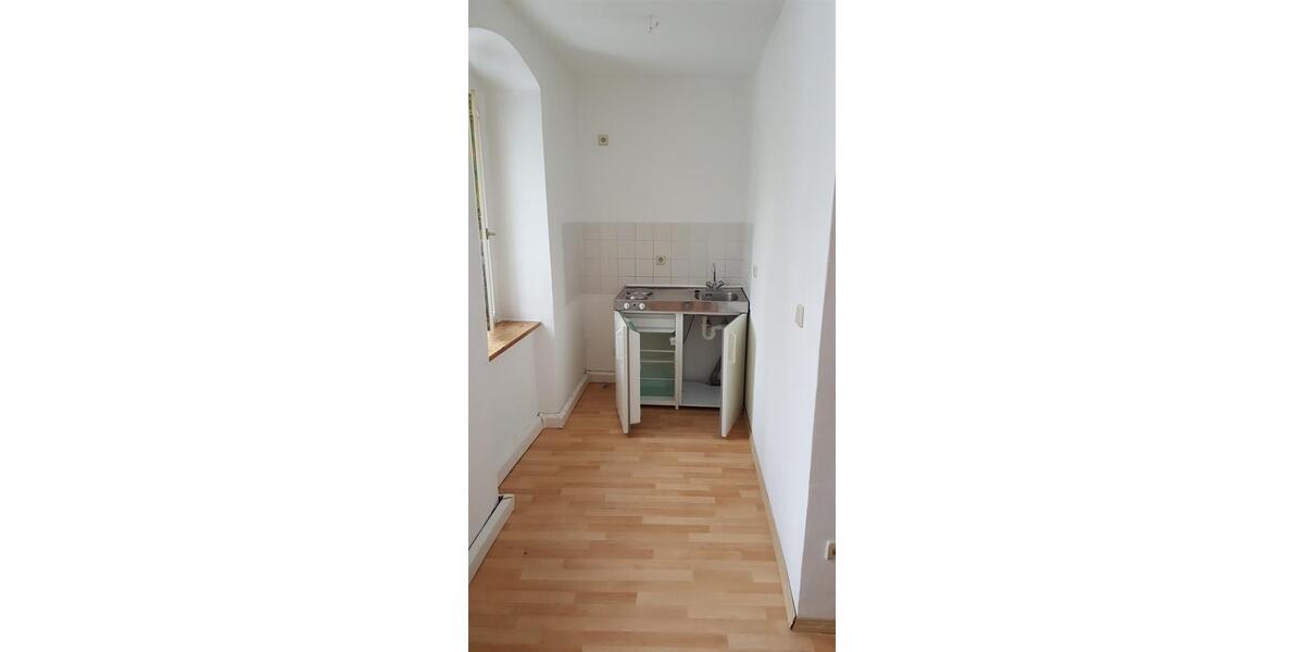 Etagenwohnung Waldheim - 2 Zimmer, 40 m&sup2;, 200&euro; | Angebot:11884855