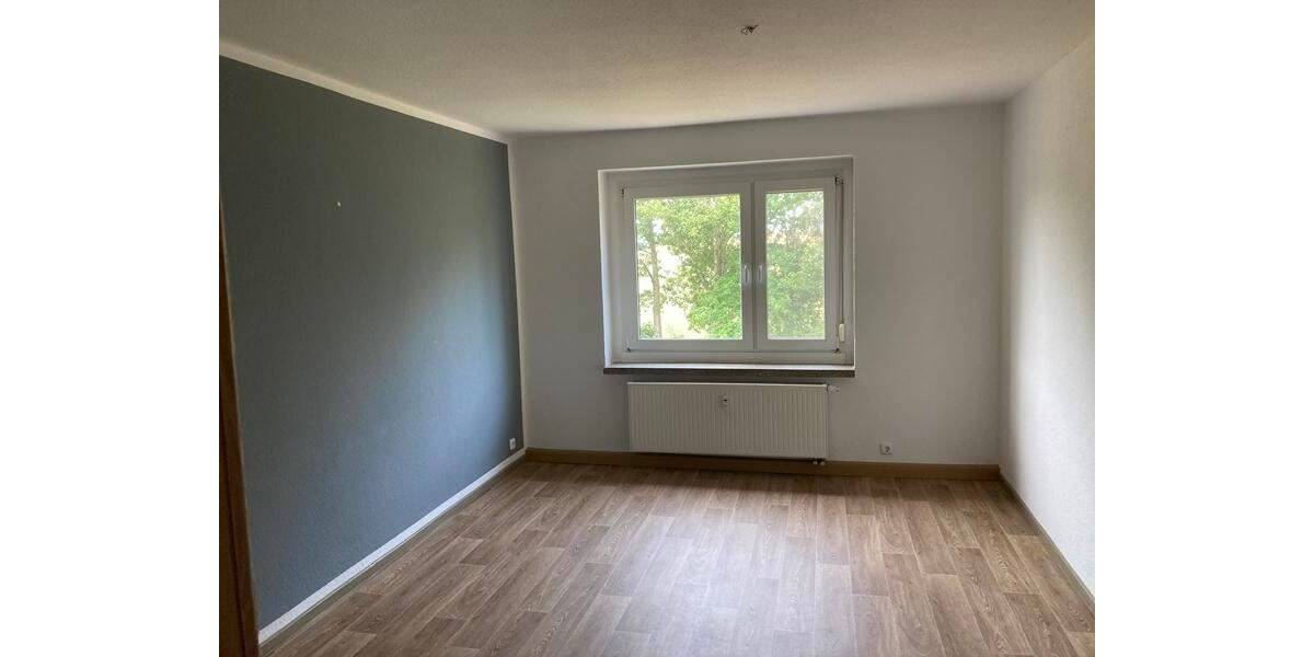 Etagenwohnung Gersdorf b Hohenstein-Ernstthal Ernstthal - 3 Zimmer, 60 m&sup2;, 65.000&euro; | Angebot:26527454