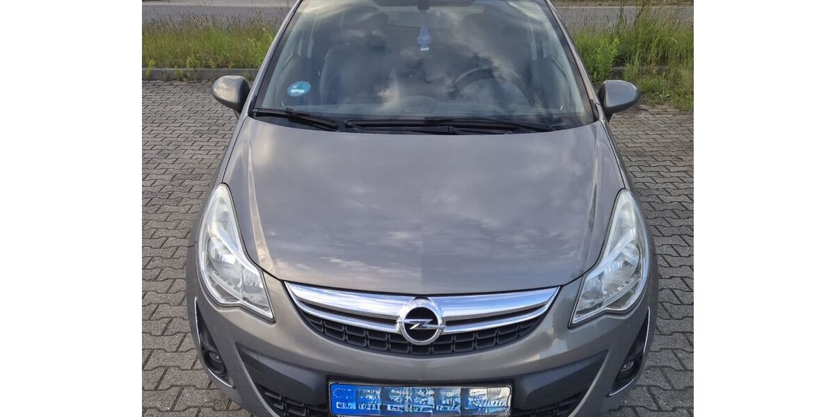Opel Corsa 116.950 km 4.400 &euro; Frankenberg 09669