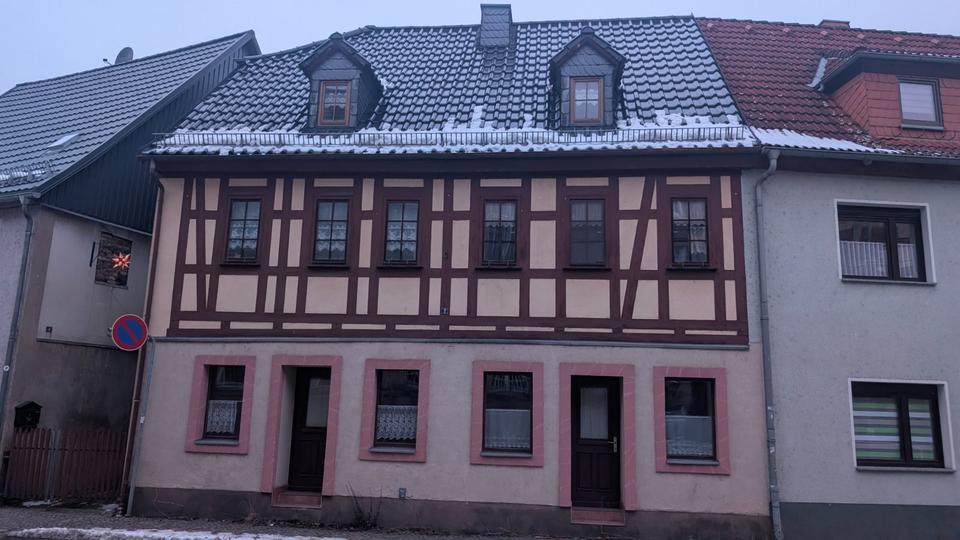 Doppelhaushälfte Lunzenau - 6 Zimmer, 120 m&sup2;, 58.000&euro; | Angebot:24811276