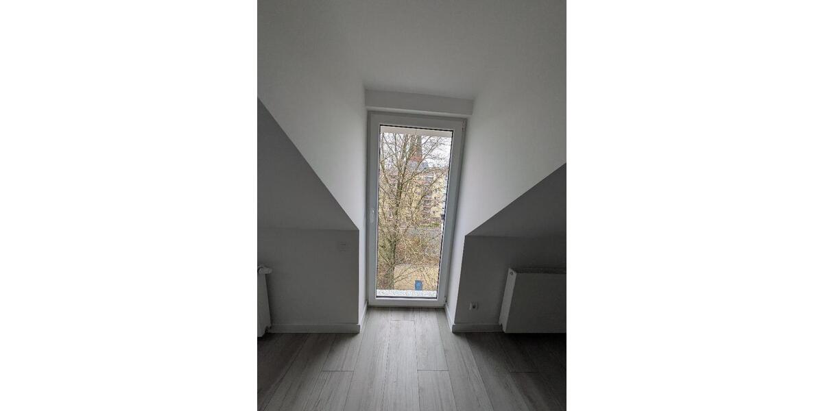 Dachgeschoßwohnung Chemnitz Hilbersdorf - 3 Zimmer, 70 m&sup2;, 530&euro; | Angebot:26089986
