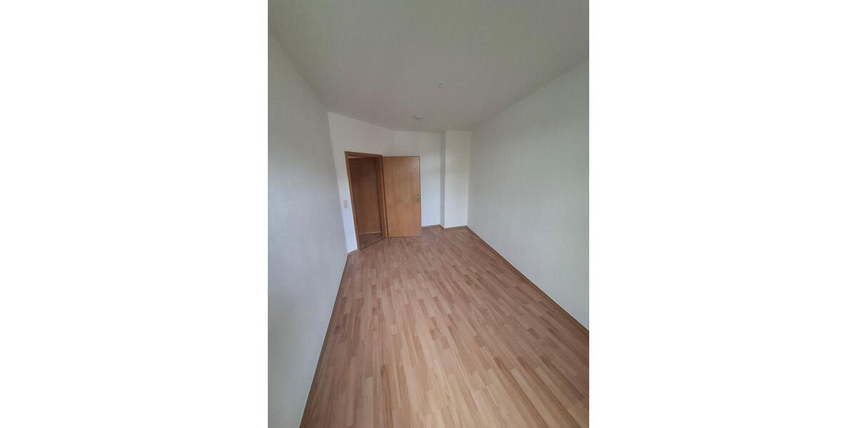 Etagenwohnung Chemnitz Kapellenberg - 3 Zimmer, 66 m&sup2;, 429&euro; | Angebot:26586578