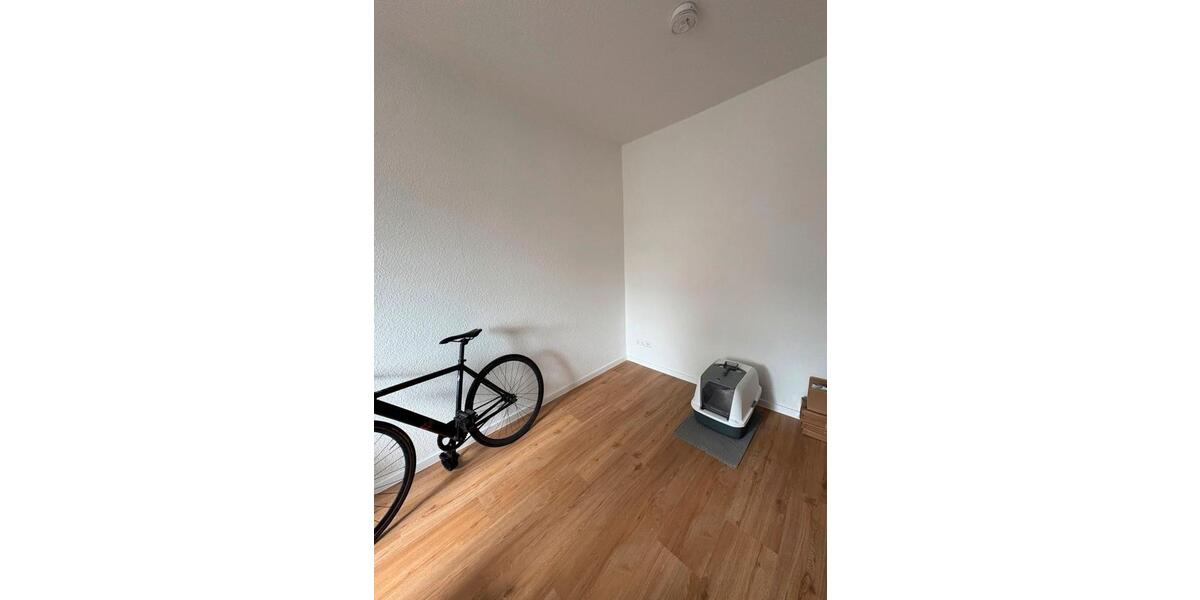 Etagenwohnung Chemnitz Kapellenberg - 1 Zimmer, 42 m&sup2;, 430&euro; | Angebot:26624790