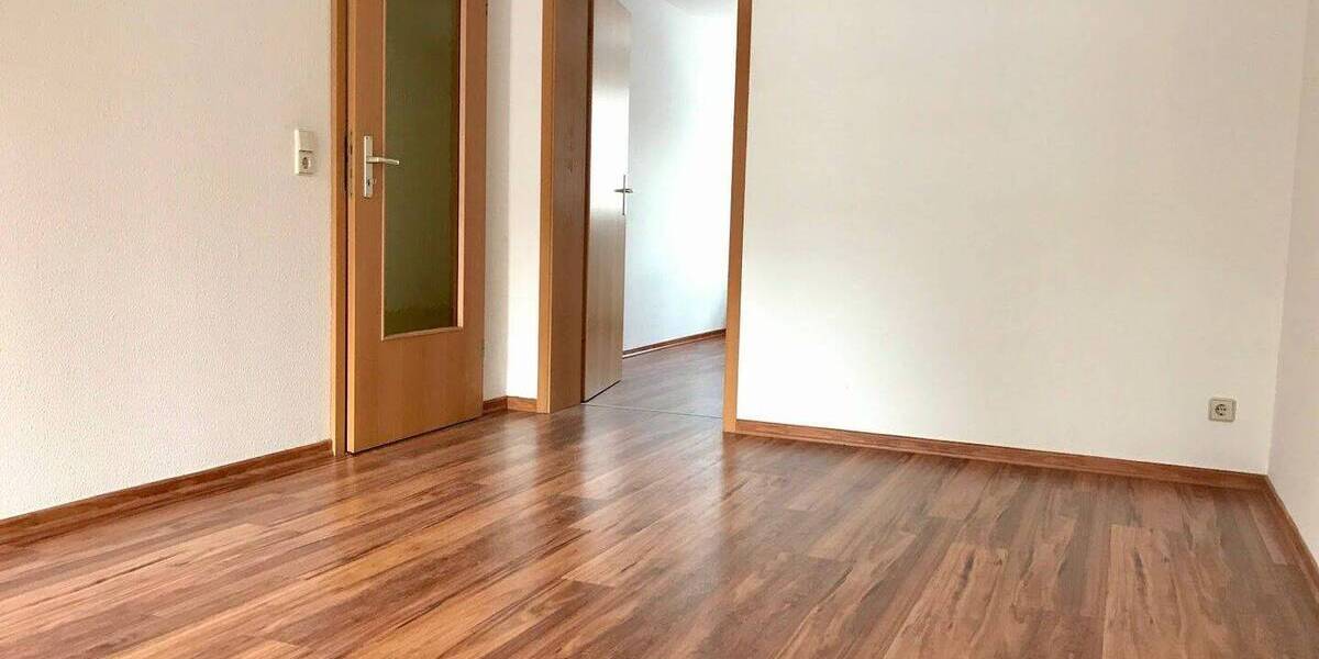 Etagenwohnung Chemnitz Bernsdorf - 2 Zimmer, 48 m&sup2;, 260&euro; | Angebot:26919908