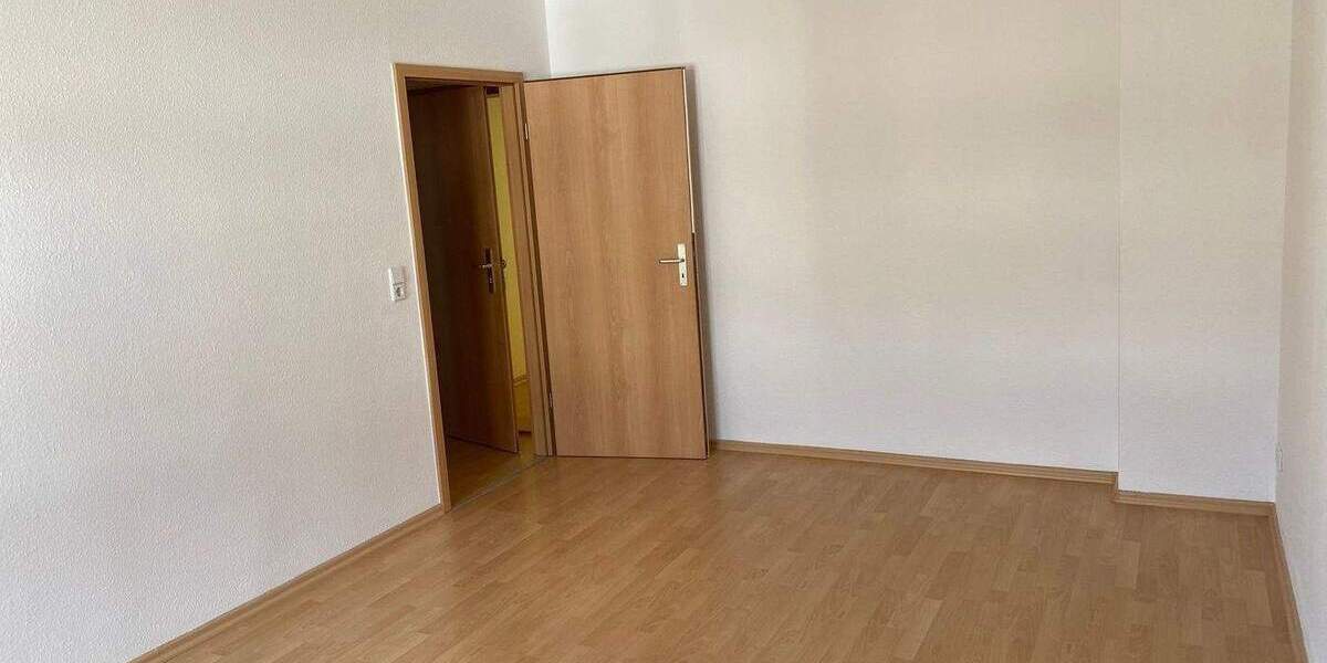 Etagenwohnung Chemnitz Ebersdorf - 2 Zimmer, 46 m&sup2;, 230&euro; | Angebot:25696311