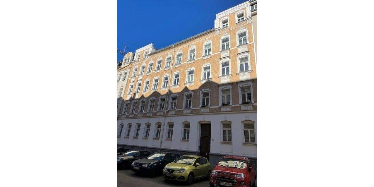 HOCHWERTIGE DG- WOHNUNG MIT PARKETT, FUßBODENHEIZUNG, LIFT SOWIE MODERNEM BAD!!! 3 zimmer