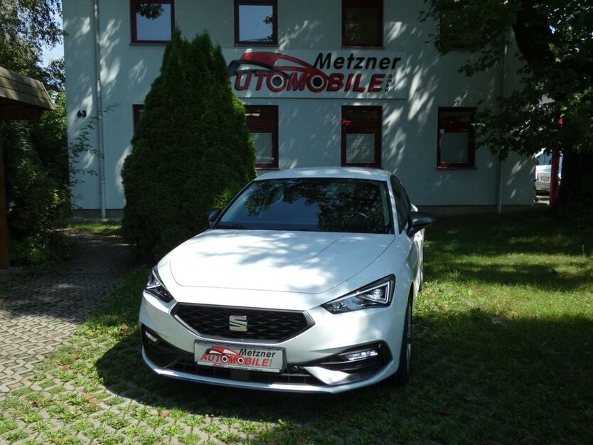 Seat Leon 3.800 km 24.590 € Zwickau 08056