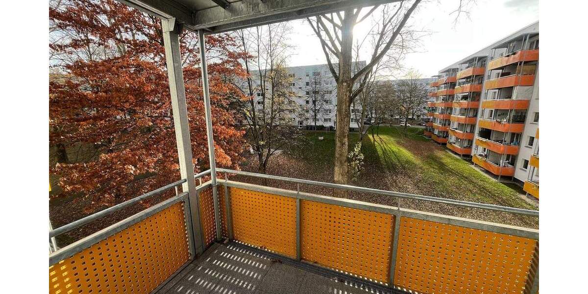 Etagenwohnung Chemnitz Kappel - 5 Zimmer, 127 m&sup2;, 665&euro; | Angebot:24036792