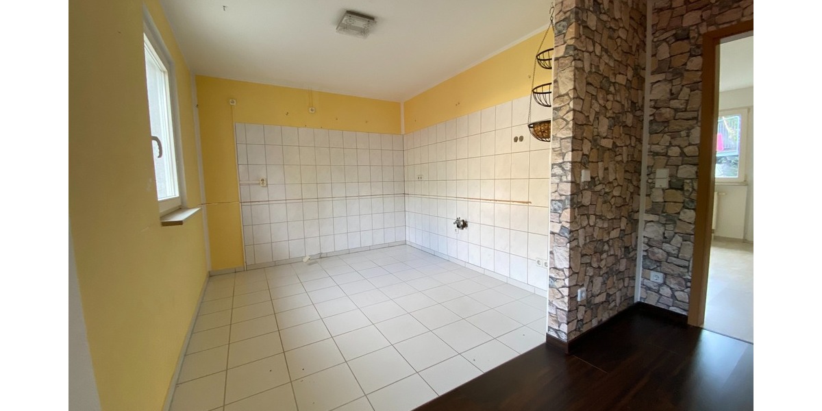 Mehrfamilienhaus mit 3 +1 Wohnungen und großem Grundstück - Mehrfamilienhaus, Wohnhaus Frankenberg | Angebot:26287479