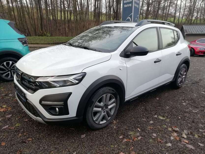 Dacia Sandero 56.000 km 11.900 € Frankenberg 09669