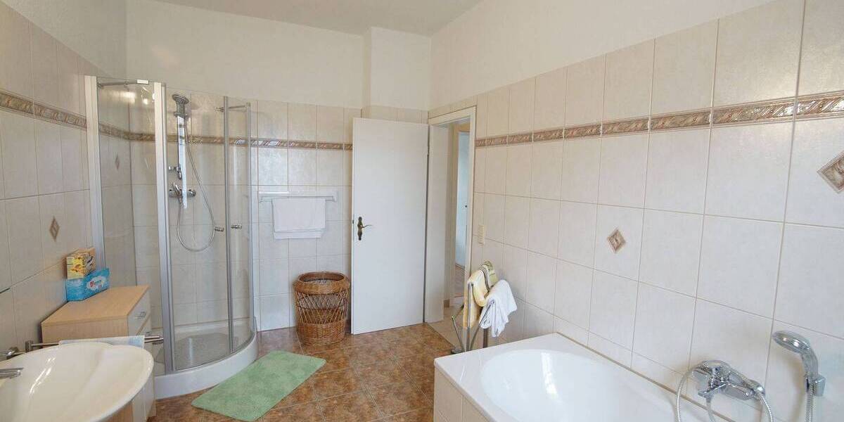 Mehrfamilienhaus, Wohnhaus Oederan Breitenau - 8 Zimmer, 220 m&sup2;, 375.000&euro; | Angebot:25732527