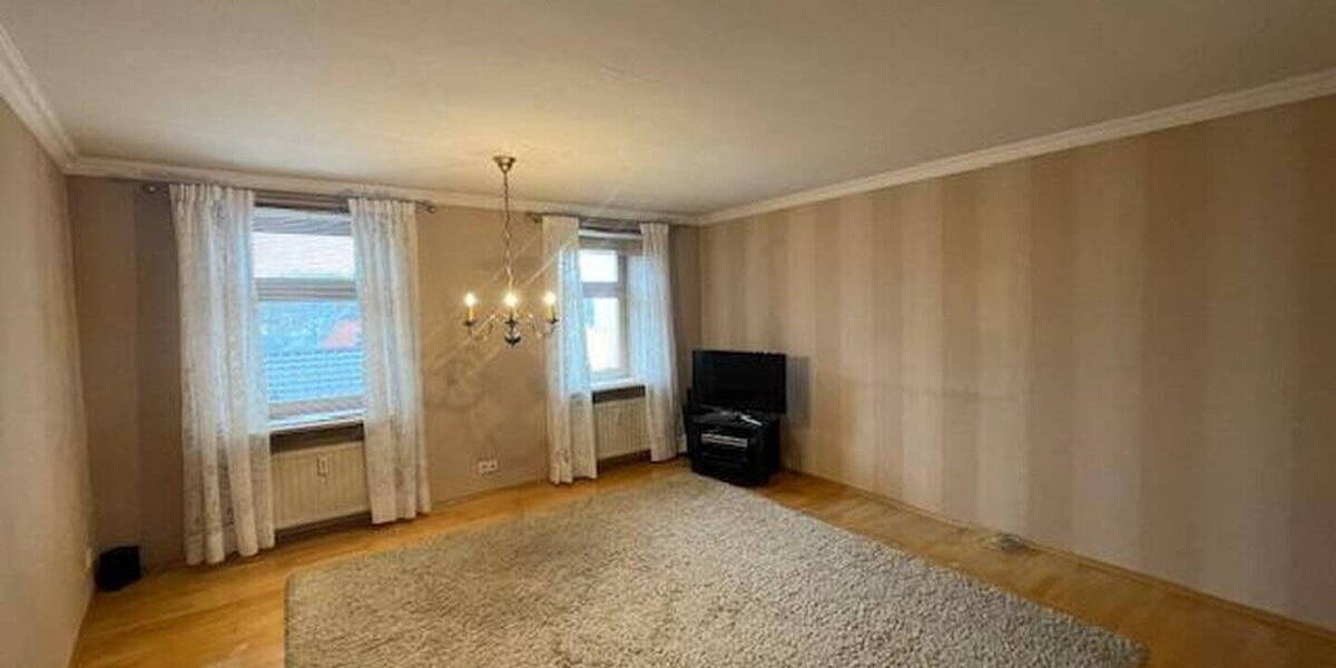 Mehrfamilienhaus, Wohnhaus Burgstädt - 1 Zimmer, 230 m&sup2;, 255.000&euro; | Angebot:25957478